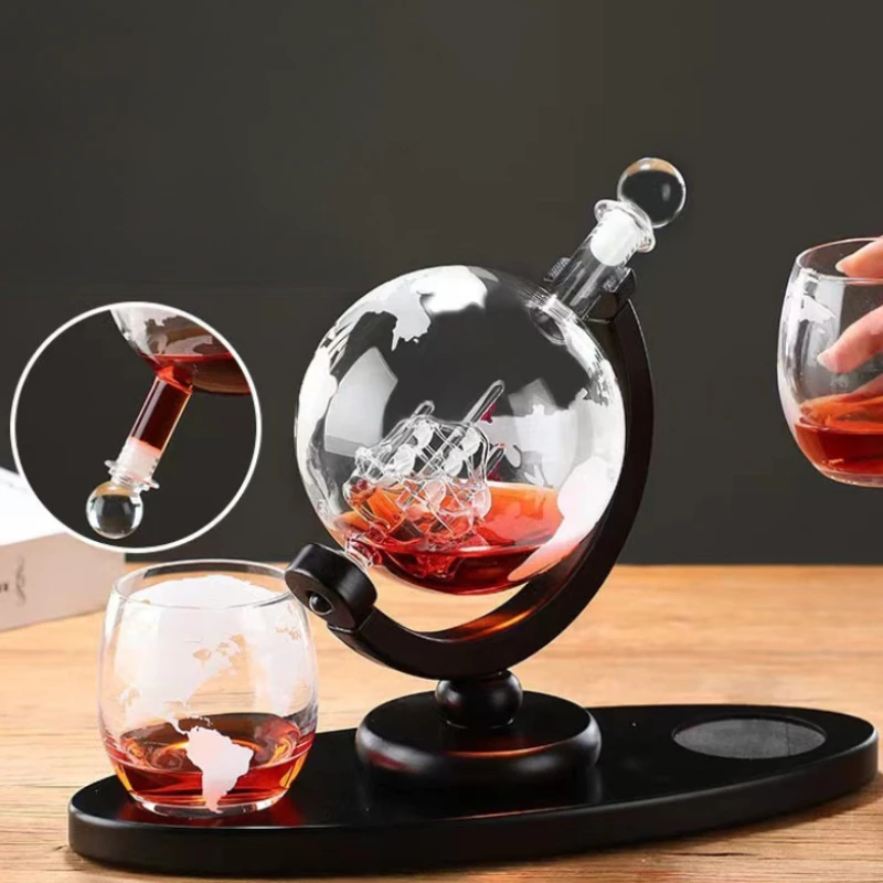 Globe Shaped Whiskey Decanter  - đánh giá và giá Decanter Globe Set